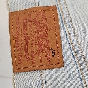 Levi's